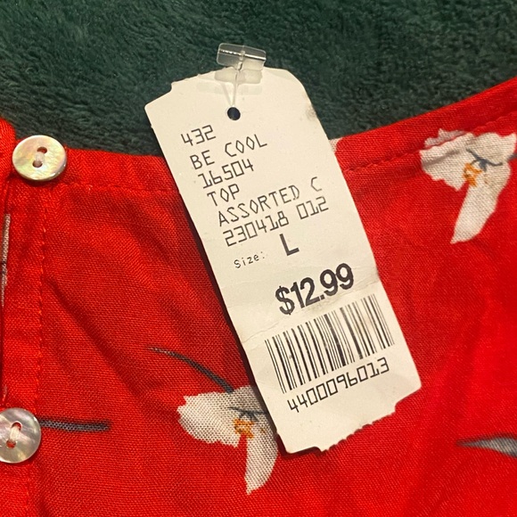 NWT Becool Red Flower Print Tied Crop Top Size L - Picture 8 of 8